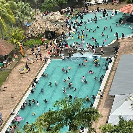Cuti Cuti Apartment Glory Beach Port Dickson Luaran gambar