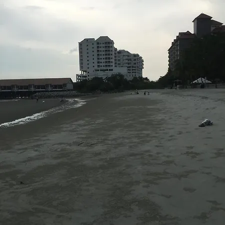 Cuti Cuti Apartment Glory Beach Port Dickson Luaran gambar